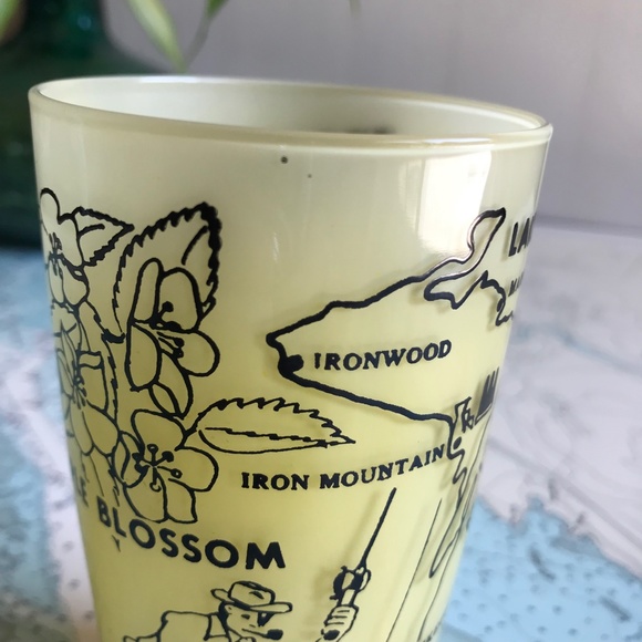 Vintage Michigan State / Lake Michigan Graphic Tourism Glass - Picture 5 of 7